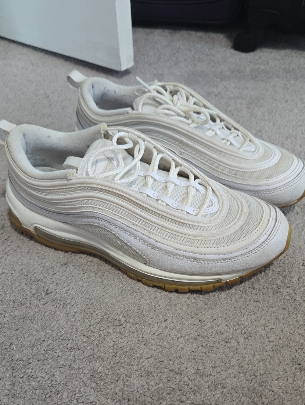 Nike Men’s Air Max 97 White and Gum Size 11